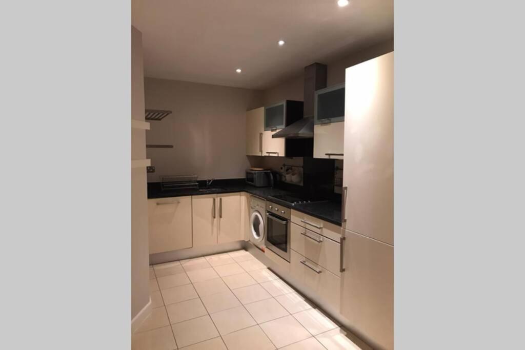 2 Bedroom Spacious And New Centre Apartamento Dublin